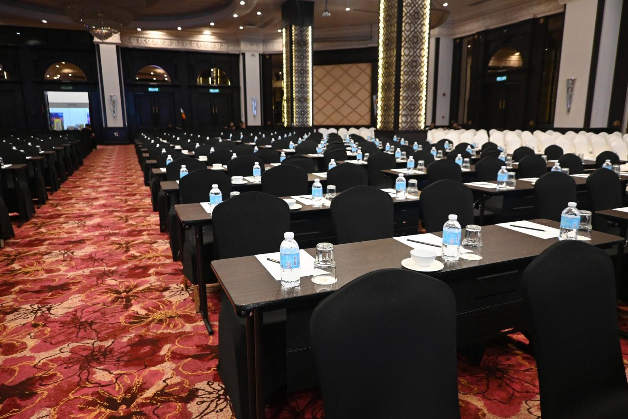 Renai Hotel קוטה בארו מראה חיצוני תמונה