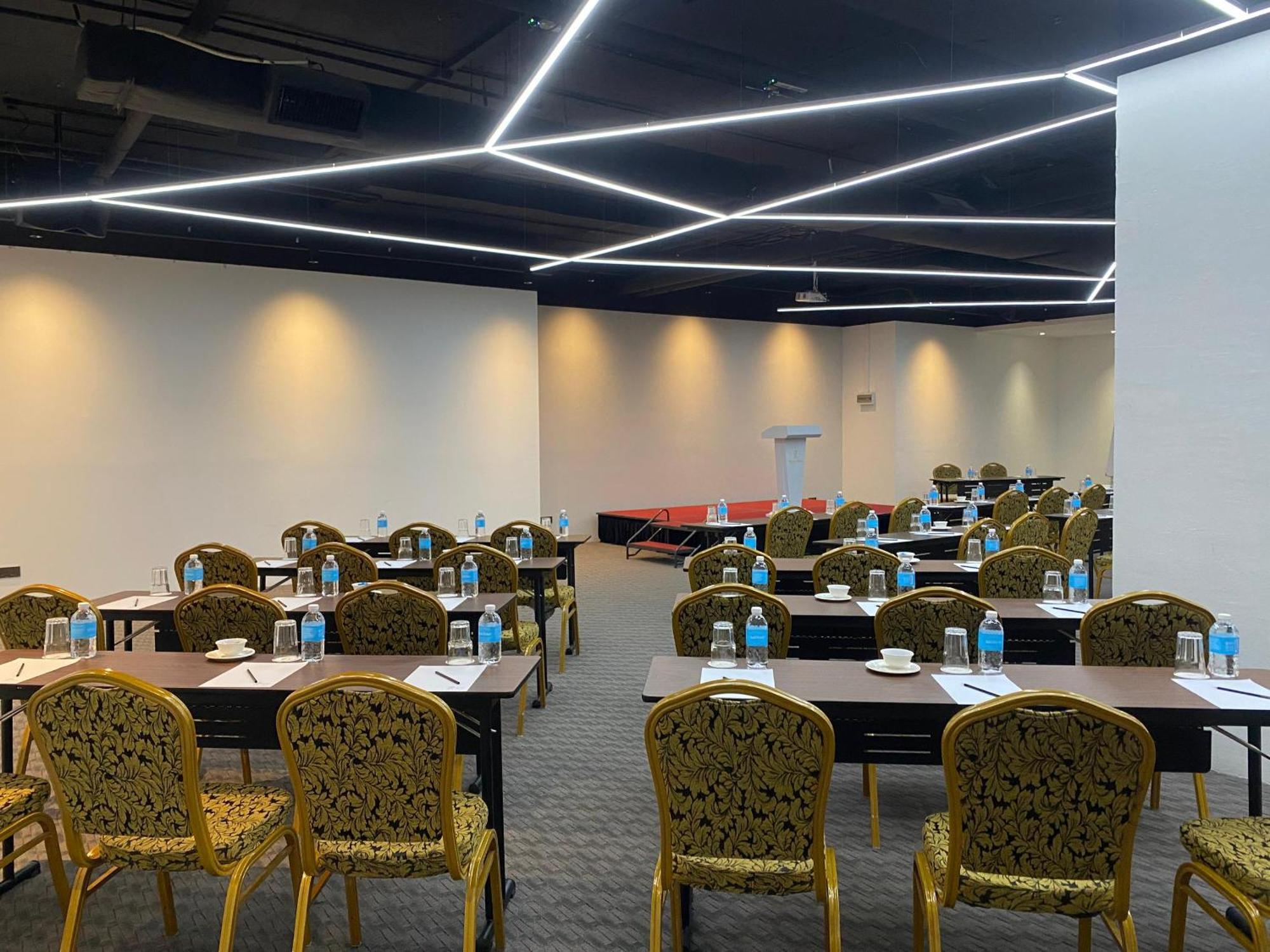 Renai Hotel קוטה בארו מראה חיצוני תמונה