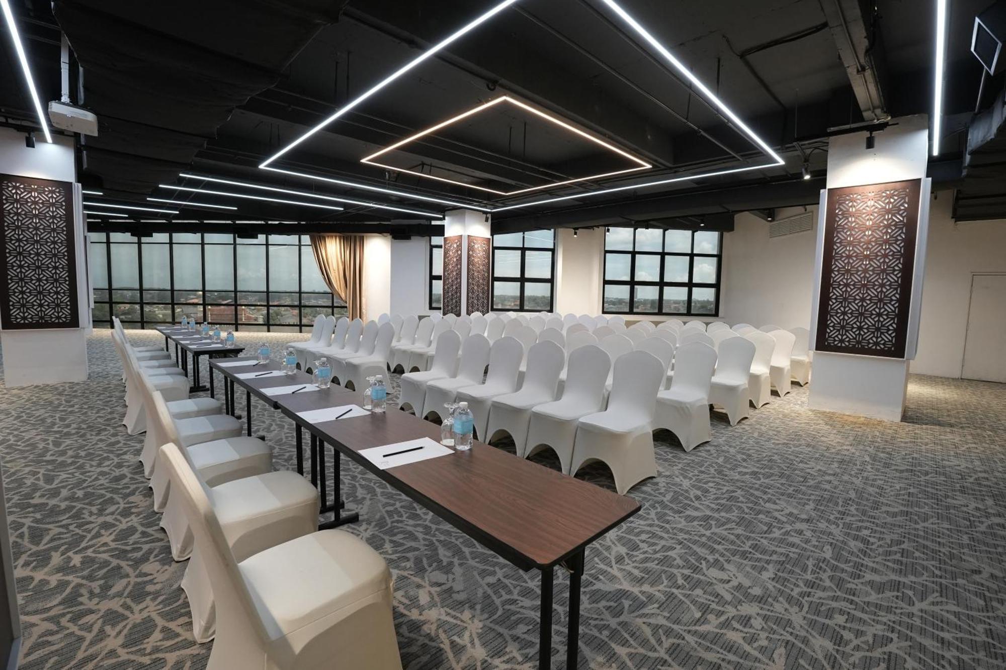 Renai Hotel קוטה בארו מראה חיצוני תמונה